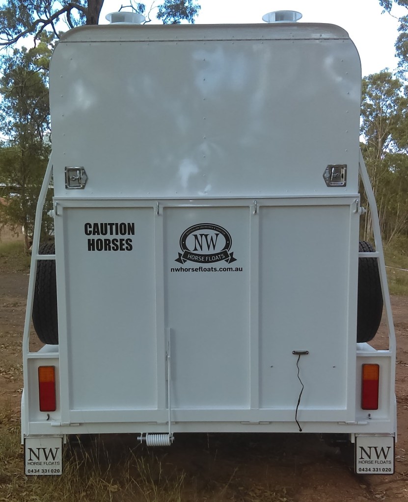 Straight Load Series – NW Horse Floats